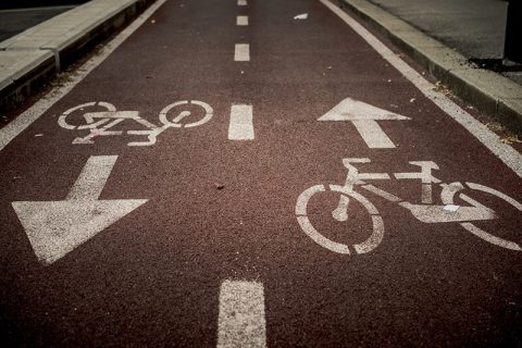 美团搅局、哈啰上位、滴滴变脸，出行市场掀起新流量战争
